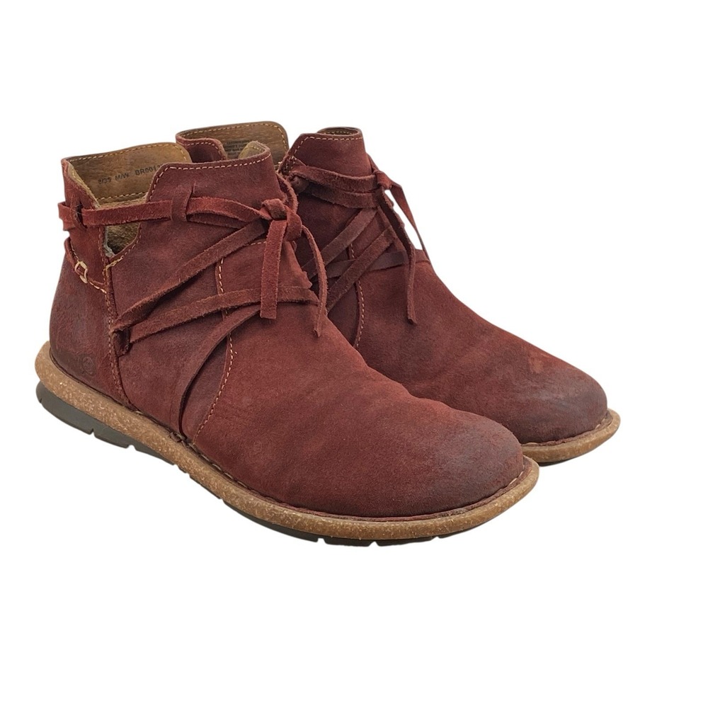 Born Tarkiln Boots Women's Size 8 Burgundy Distressed Suede‎ Booties Crepe Sole